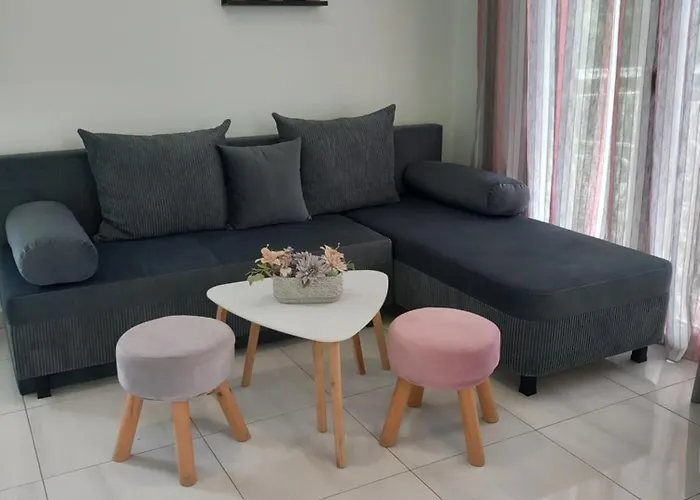 Meadow Villa Elevtheraí